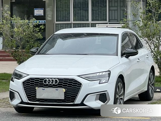 Audi A3 2022 Белый из Китая, фото 2