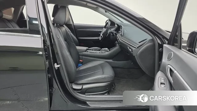 Hyundai Sonata (DN8) 2023 Черный из Кореи, фото 2