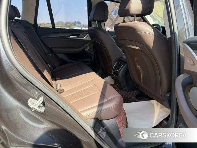 BMW X3 2021 Черный из Китая, фото 2