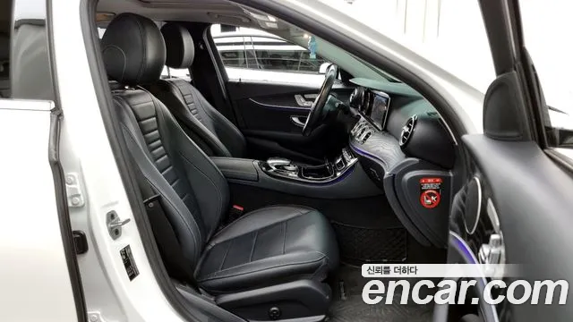 Mercedes-Benz E-Class W213 2020 Белый из Кореи, фото 2