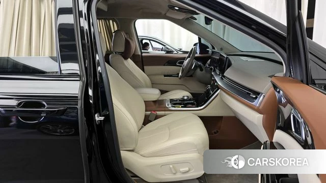 Kia Carnival 4th generation 2022 Черный из Кореи, фото 2