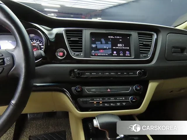 Kia The New Carnival 2019 Белый из Кореи, фото 2