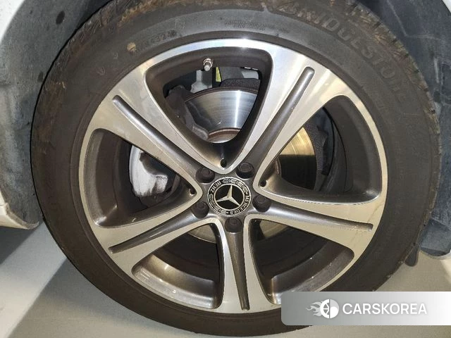 Mercedes-Benz E-Class W213 2019 Белый из Кореи, фото 2