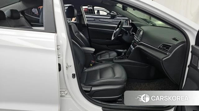 Hyundai The New Avante AD 2019 Белый из Кореи, фото 2