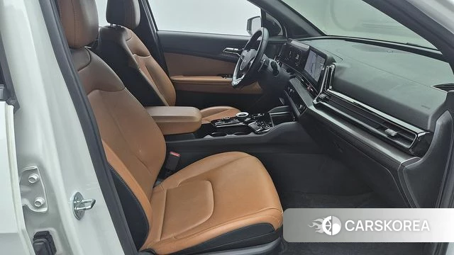 Kia Sportage 5th Generation 2023 Жемчужный цвет из Кореи, фото 2