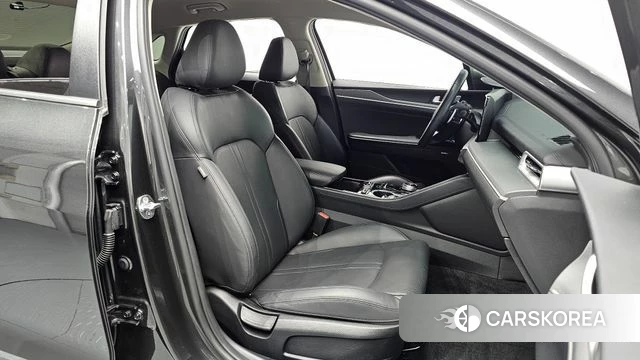 Kia K5 3rd generation 2021 Серый из Кореи, фото 2