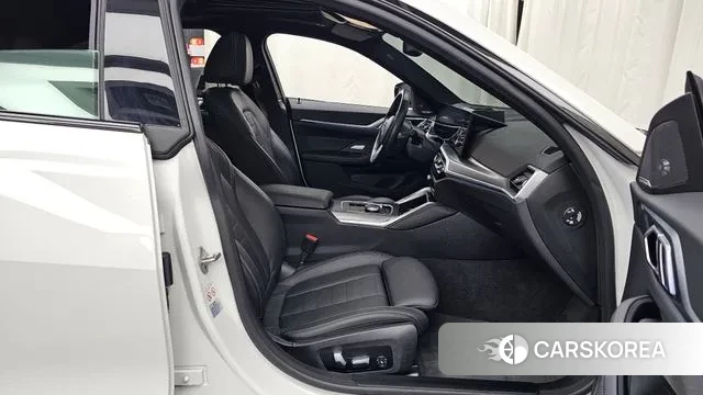 BMW i4 2023 Белый из Кореи, фото 2