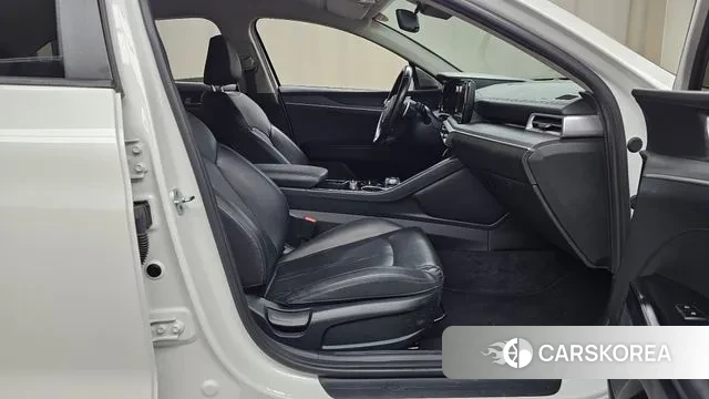 Kia K5 3rd generation 2022 Белый из Кореи, фото 2