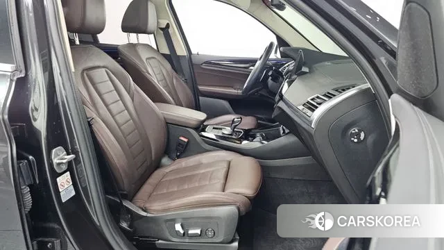 BMW X3 (G01) 2022 Серый из Кореи, фото 2