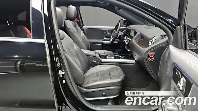 Mercedes-Benz GLA - Class H247 2021 Черный из Кореи, фото 2