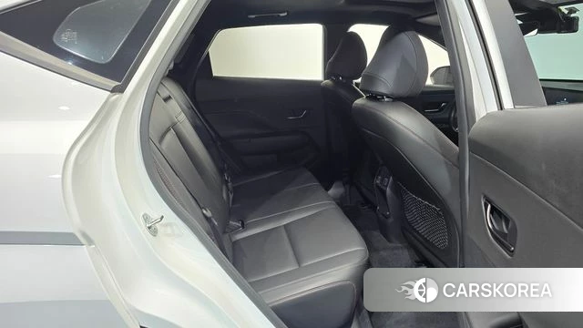 Hyundai Kona (SX2) 2024 Белый из Кореи, фото 2