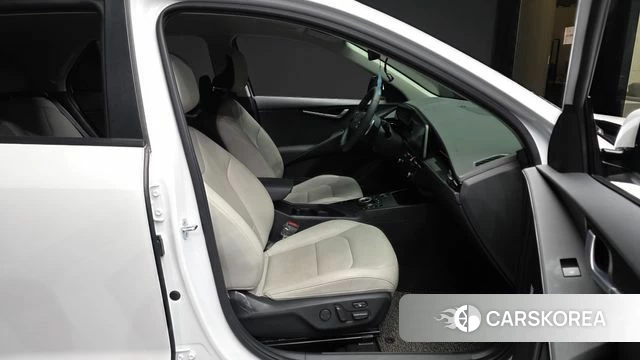 Kia Di Ol Nu Niro 2022 Белый из Кореи, фото 2