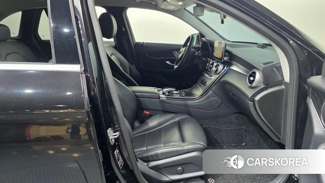 Mercedes-Benz GLC-Class X253 2019 Черный из Кореи, фото 2