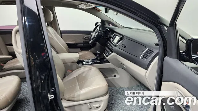 Kia The New Carnival 2018 Черный из Кореи, фото 2