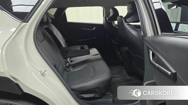 Kia EV6 2023 Жемчужный цвет из Кореи, фото 2