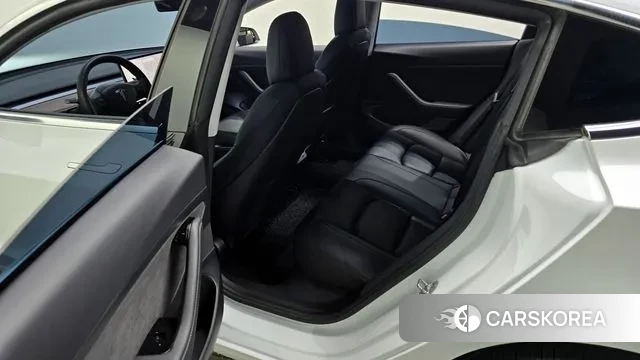 Tesla Model 3 2020 Белый из Кореи, фото 2