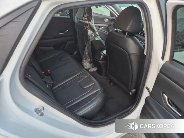 Hyundai Avante Hybrid (CN7) 2021 Белый из Кореи, фото 2