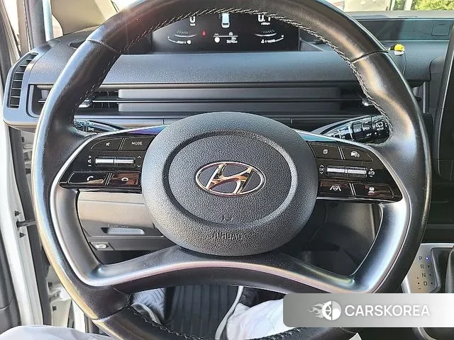 Hyundai Staria 2021 Белый из Кореи, фото 2