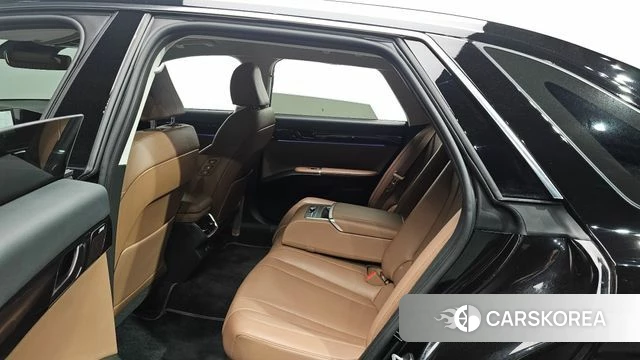 Hyundai Grandeur Hybrid (GN7) 2023 Черный из Кореи, фото 2