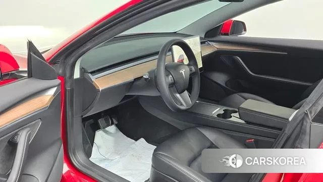 Tesla Model 3 2021 Красный из Кореи, фото 2