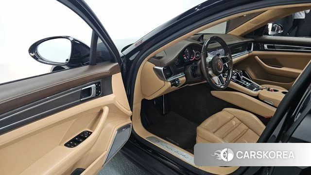 Porsche Panamera (971) 2018 Черный из Кореи, фото 2
