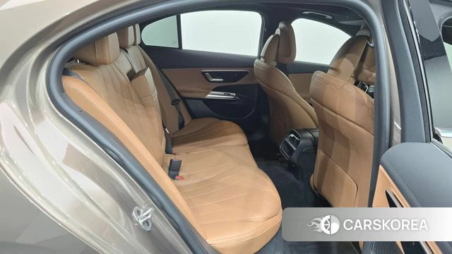 Mercedes-Benz E-Class W214 2025 Коричневый из Кореи, фото 2