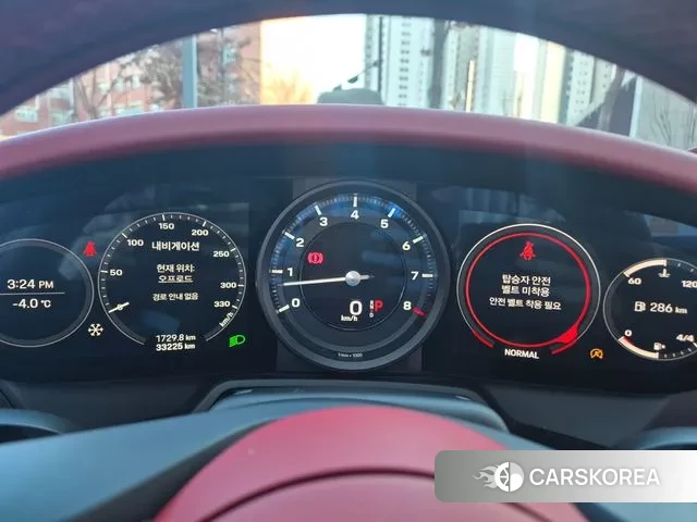 Porsche 911(992) 2021 Серебристо-серый из Кореи, фото 2