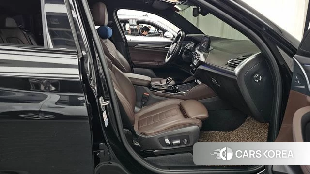 BMW X4 (G02) 2022 Черный из Кореи, фото 2