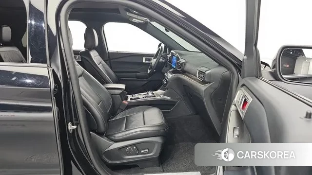 Ford Explorer 6th Generation 2020 Черный из Кореи, фото 2
