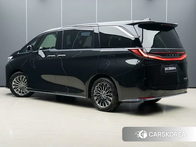 Lexus LM 2024 Черный из Китая, фото 2