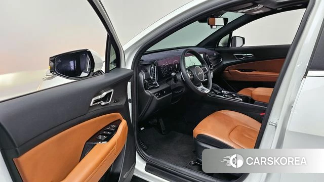 Kia Sportage 5th Generation 2022 Белый из Кореи, фото 2