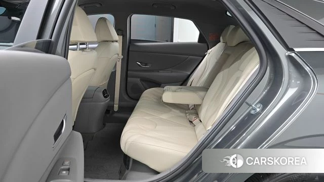 Hyundai Avante Hybrid (CN7) 2022 Серый из Кореи, фото 2
