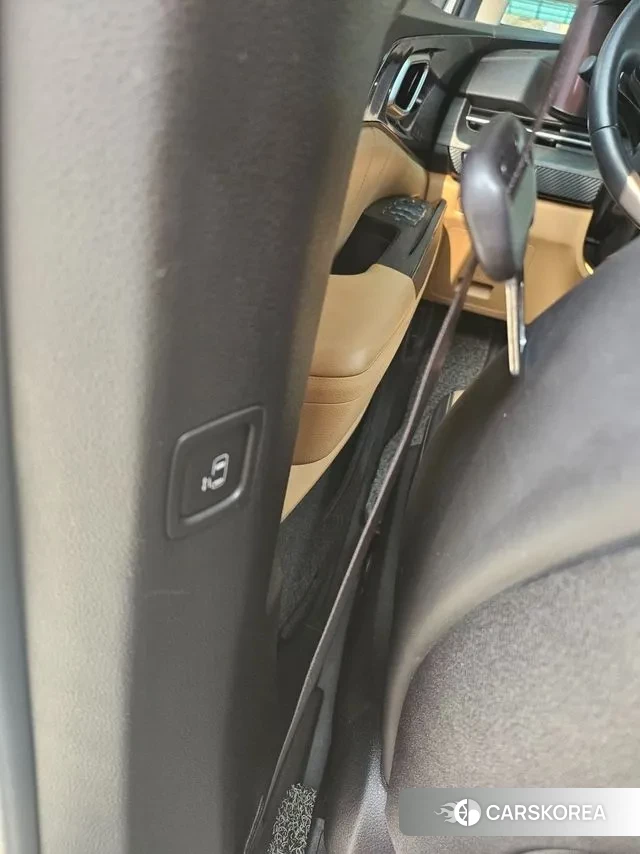 Kia Carnival 4th generation 2021 Серебряный из Кореи, фото 2