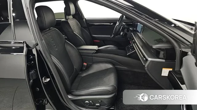 Hyundai Grandeur Hybrid (GN7) 2023 Черный из Кореи, фото 2