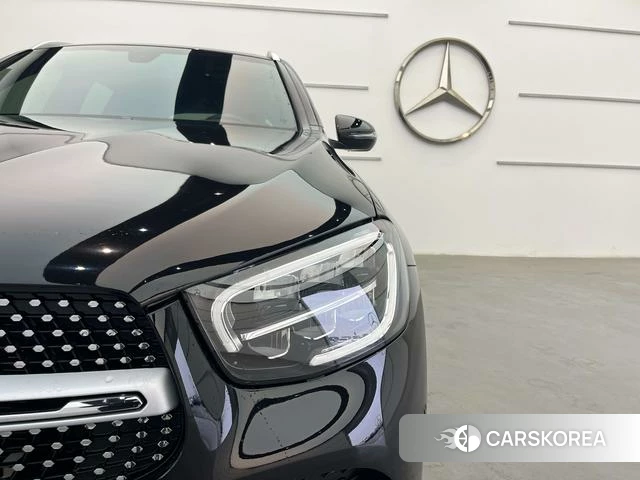 Mercedes-Benz GLC 2021 Черный из Китая, фото 2