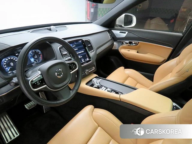 Volvo XC90 second Generation 2021 Серебряный из Кореи, фото 2