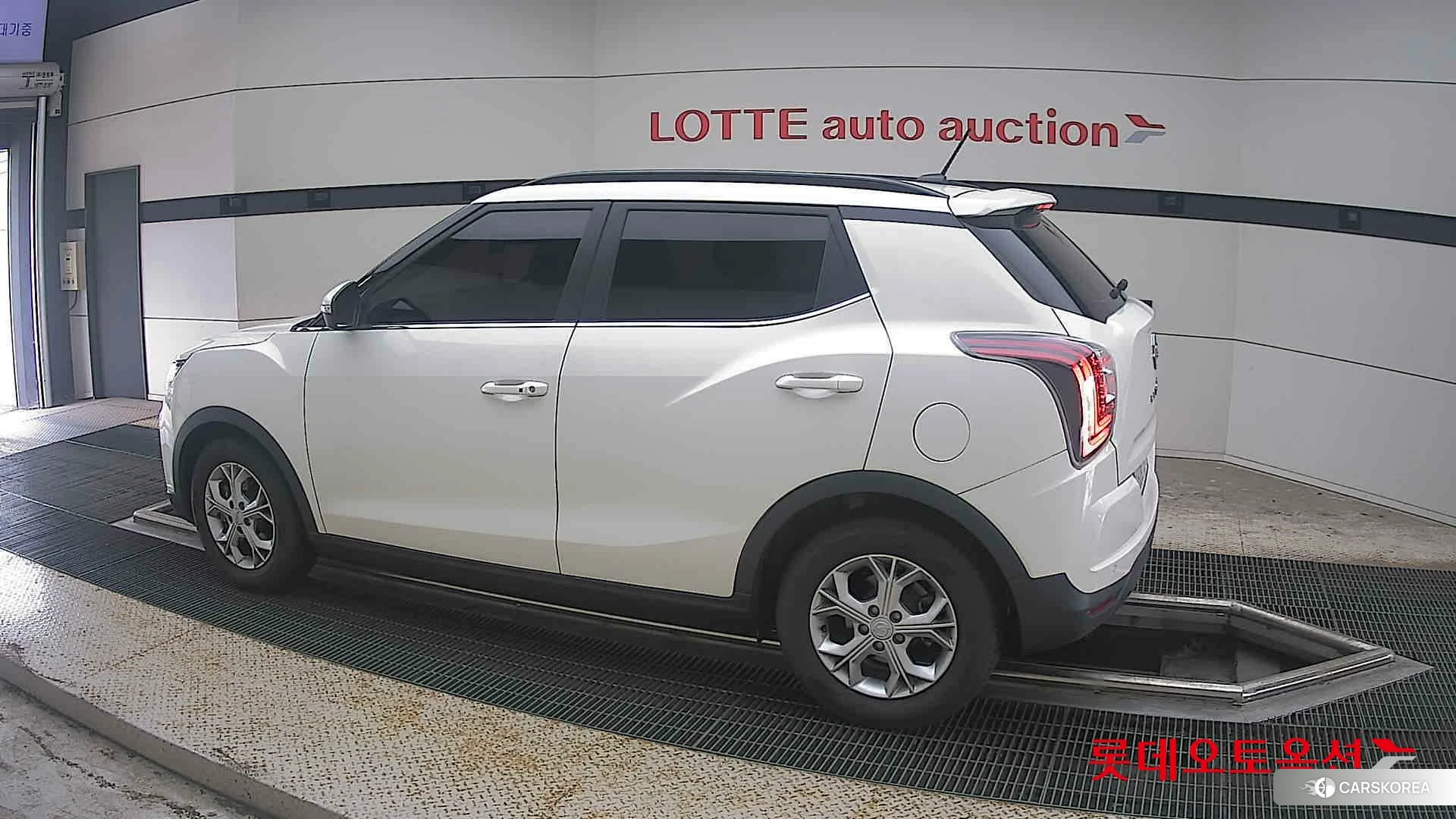 SsangYong Tivoli 2021 Grand White из Кореи, фото 2