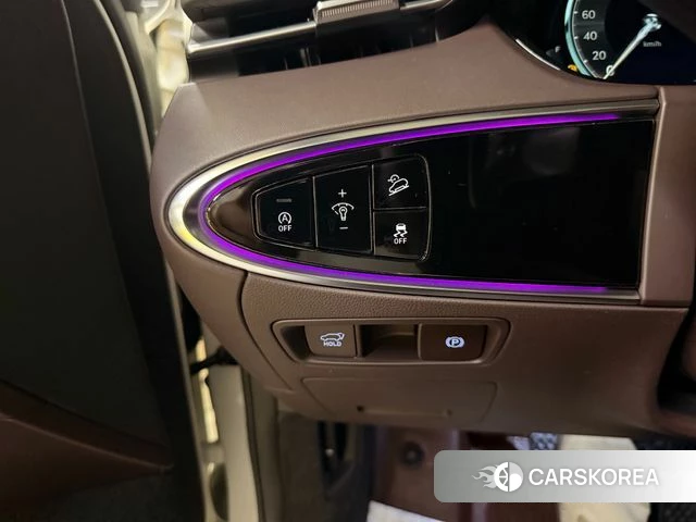 Genesis GV70 2022 Белый из Кореи, фото 2