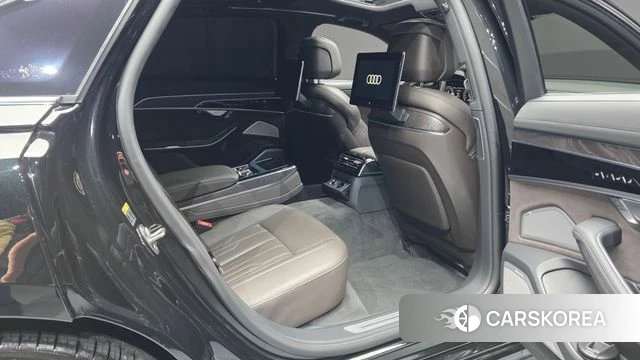 Audi A8 (D5) 2023 Черный из Кореи, фото 2