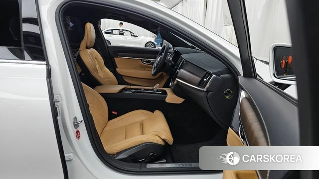 Volvo S90 2021 Белый из Кореи, фото 2