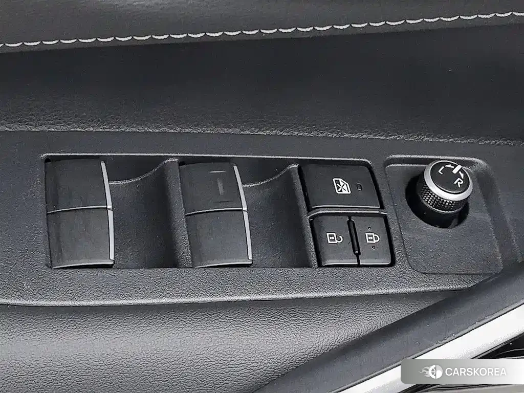 Toyota Corolla 2025 Белый из Китая, фото 2