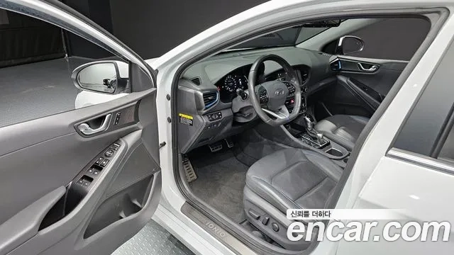 Hyundai Ionic Hybrid 2018 Белый из Кореи, фото 2