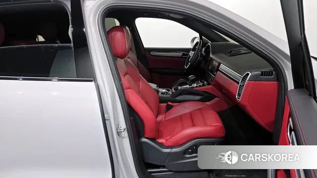 Porsche Cayenne (PO536) 2022 Серый из Кореи, фото 2