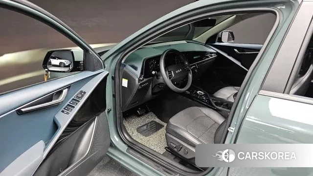 Kia Di Ol Nu Niro 2022 Зеленый из Кореи, фото 2