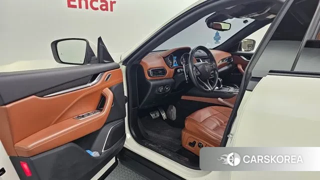 Maserati Levante 2018 Белый из Кореи, фото 2