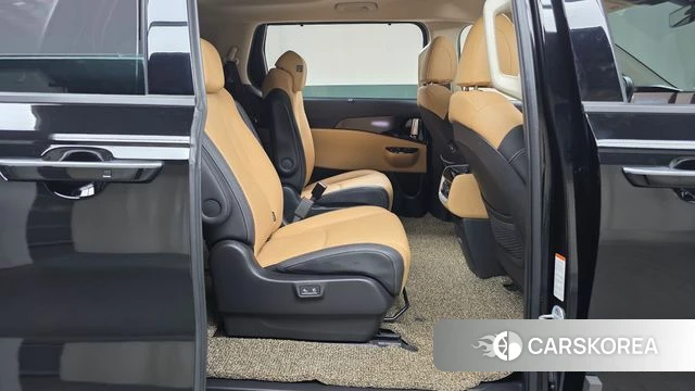 Kia Carnival 4th generation 2021 Черный из Кореи, фото 2