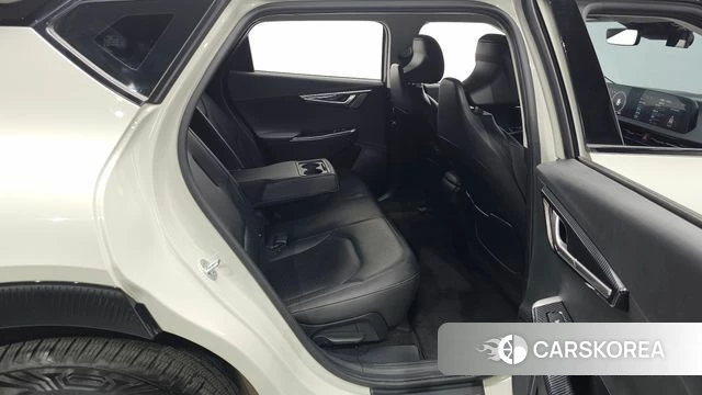 Kia EV6 2021 Серебристо-серый из Кореи, фото 2