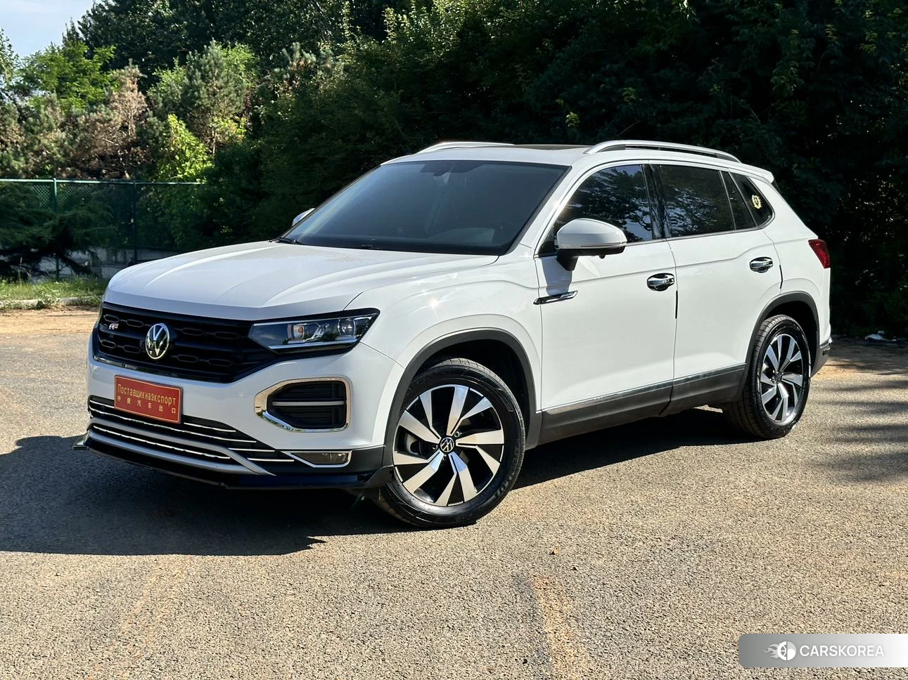 Volkswagen Tayron 2021 Белый из Китая, фото 2
