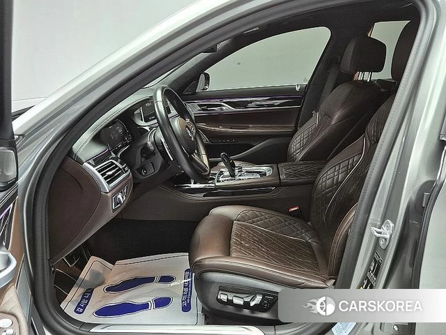 BMW 7 Series (G11) 2021 Цвет тростника из Кореи, фото 2