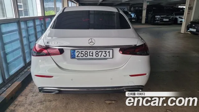 Mercedes-Benz E-Class W213 2023 Белый из Кореи, фото 2